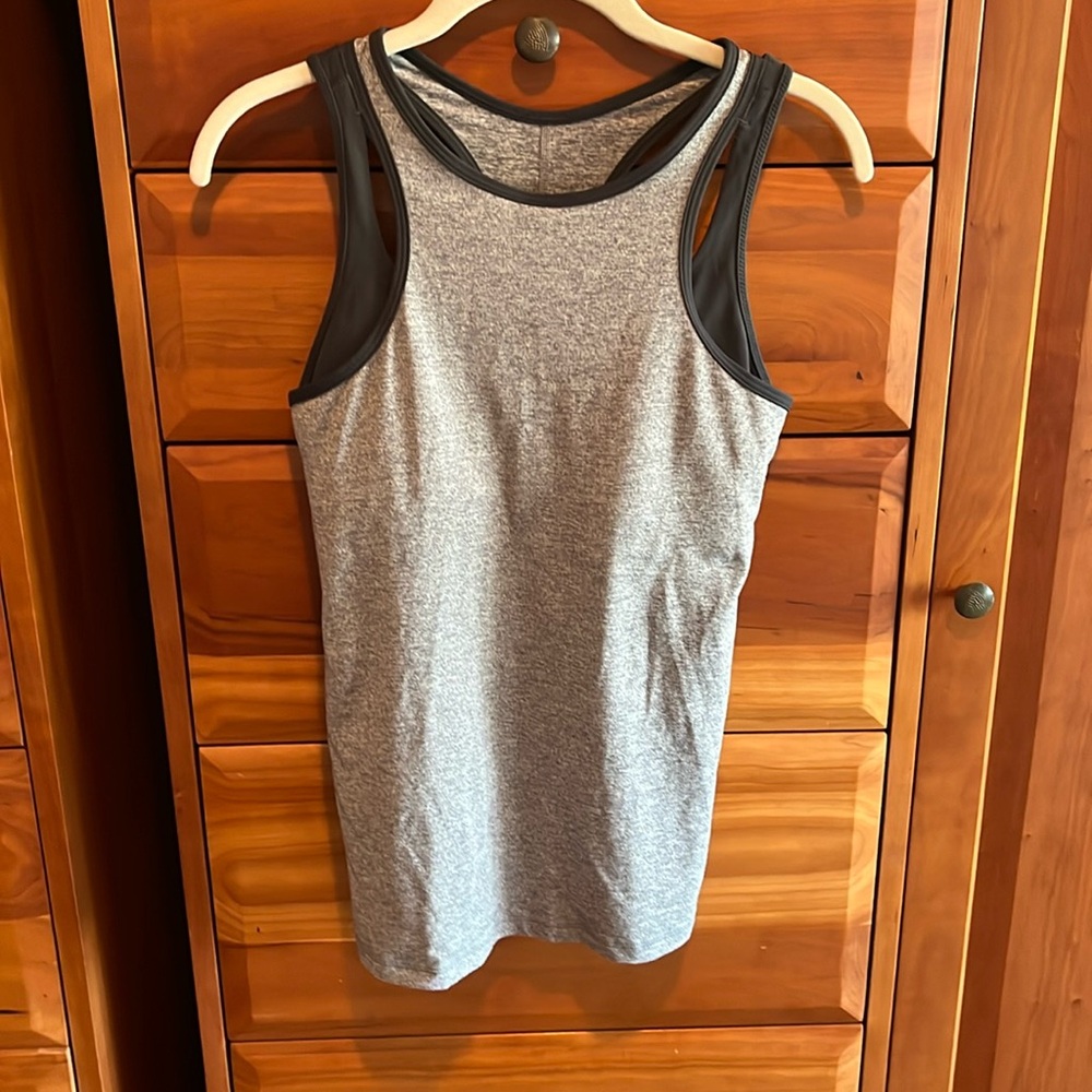 Lululemon Grey and black Tank Top Size 6. Built-in black sports bra.